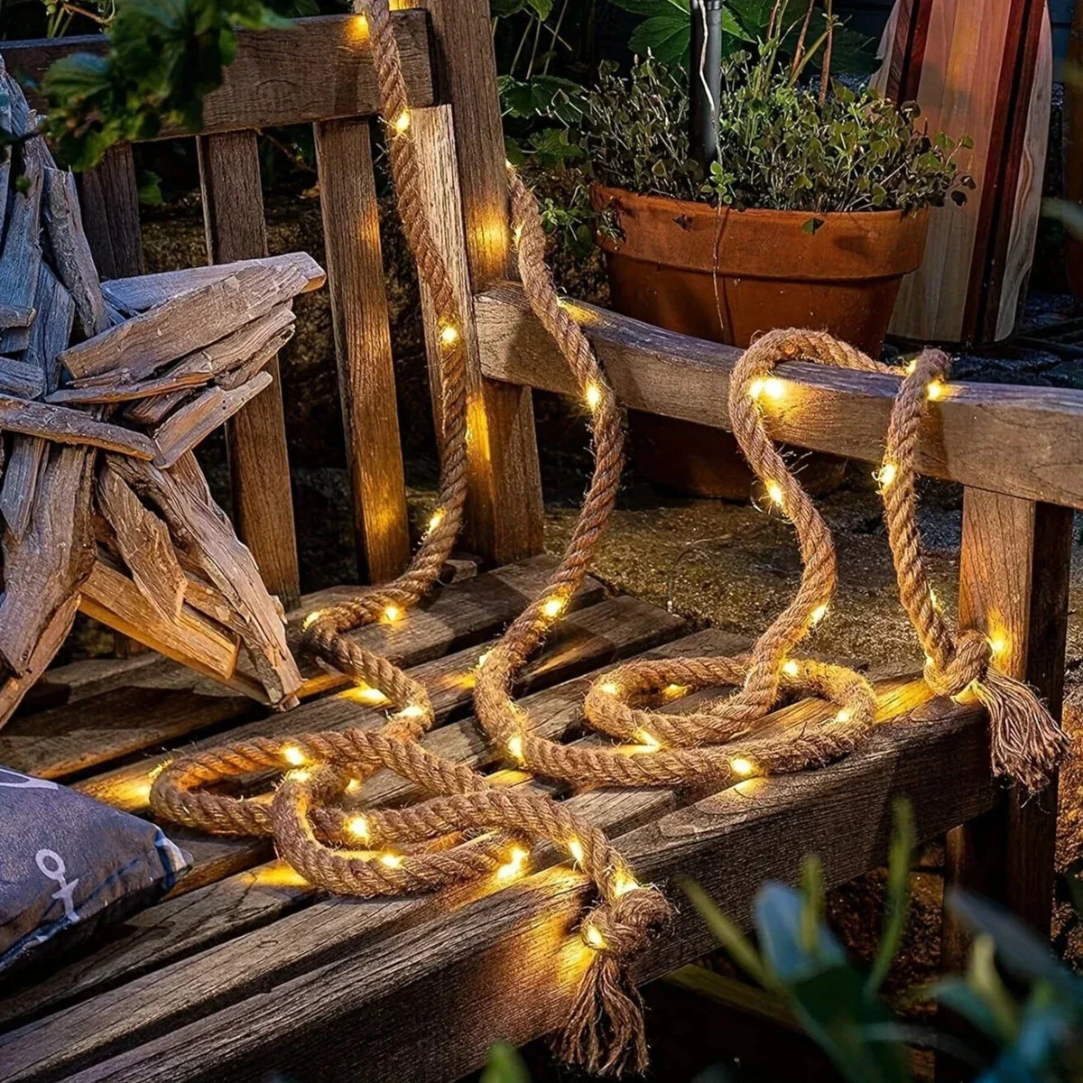 Solar Garden Light | Hemp Rope & Solar-Powered LED | Up to 8-Hour Runtime