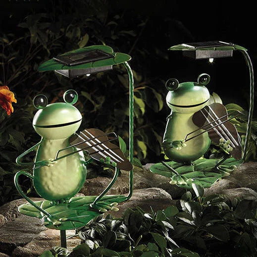Solar Garden Light | Frog-Shaped Decorative Accent | Ground Stake
