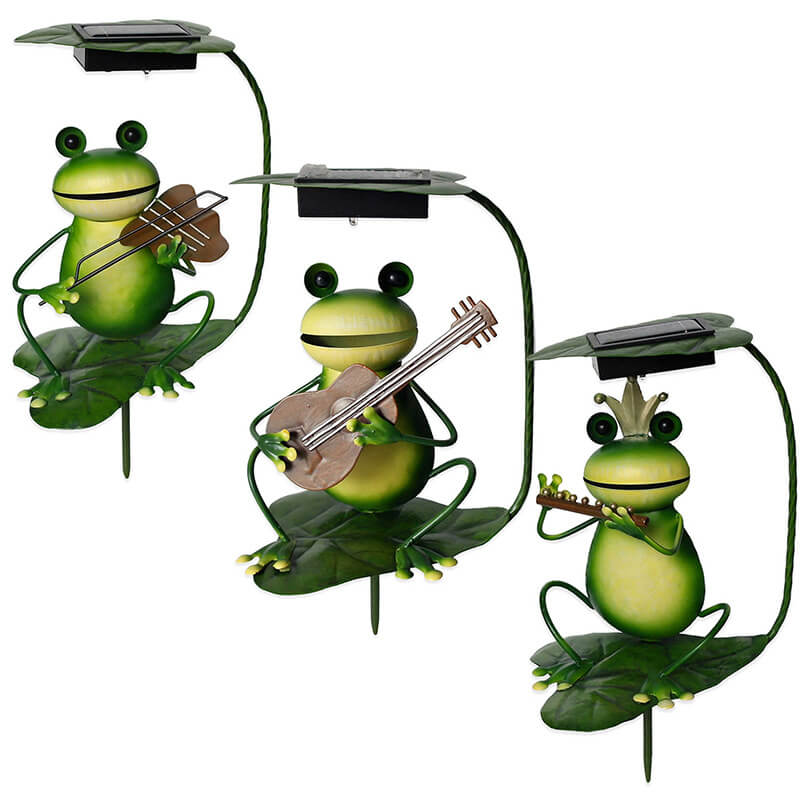 Solar Garden Light | Frog-Shaped Decorative Accent | Ground Stake