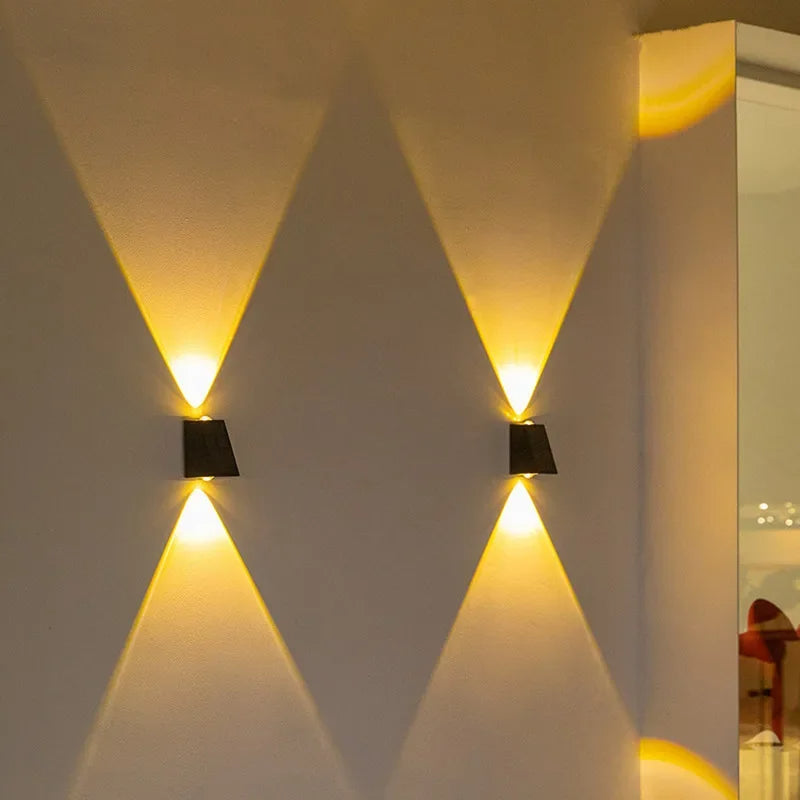 Solar Wall Light | Wireless & Automatic | Up to 10-Hour Runtime
