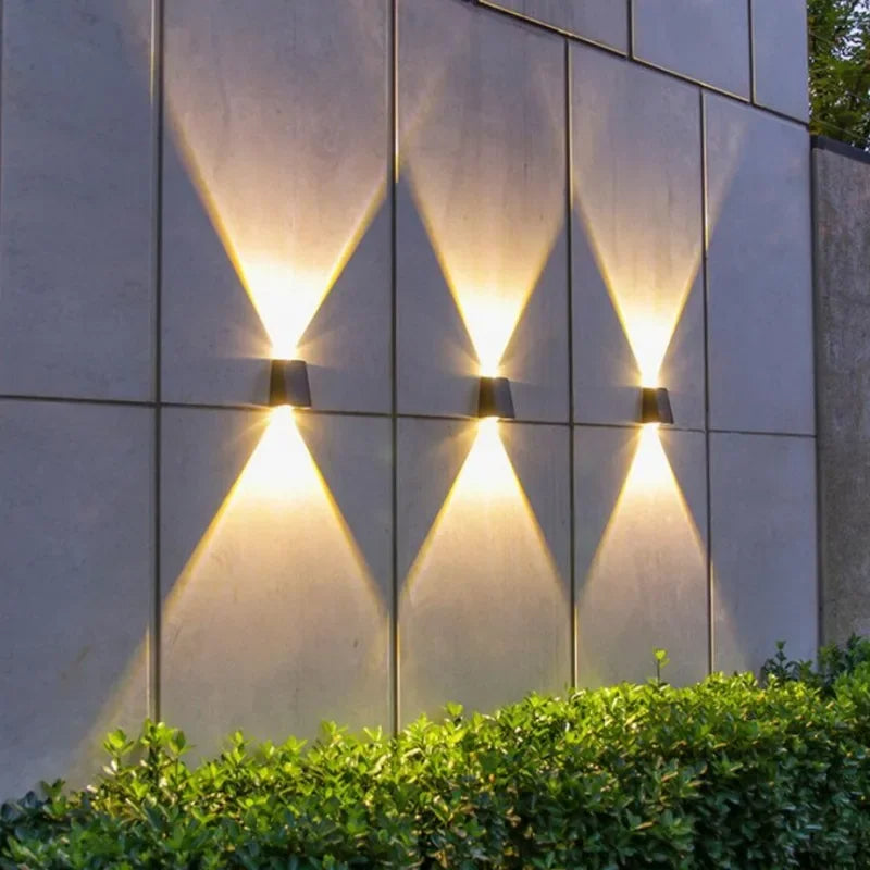 Solar Wall Light | Wireless & Automatic | Up to 10-Hour Runtime