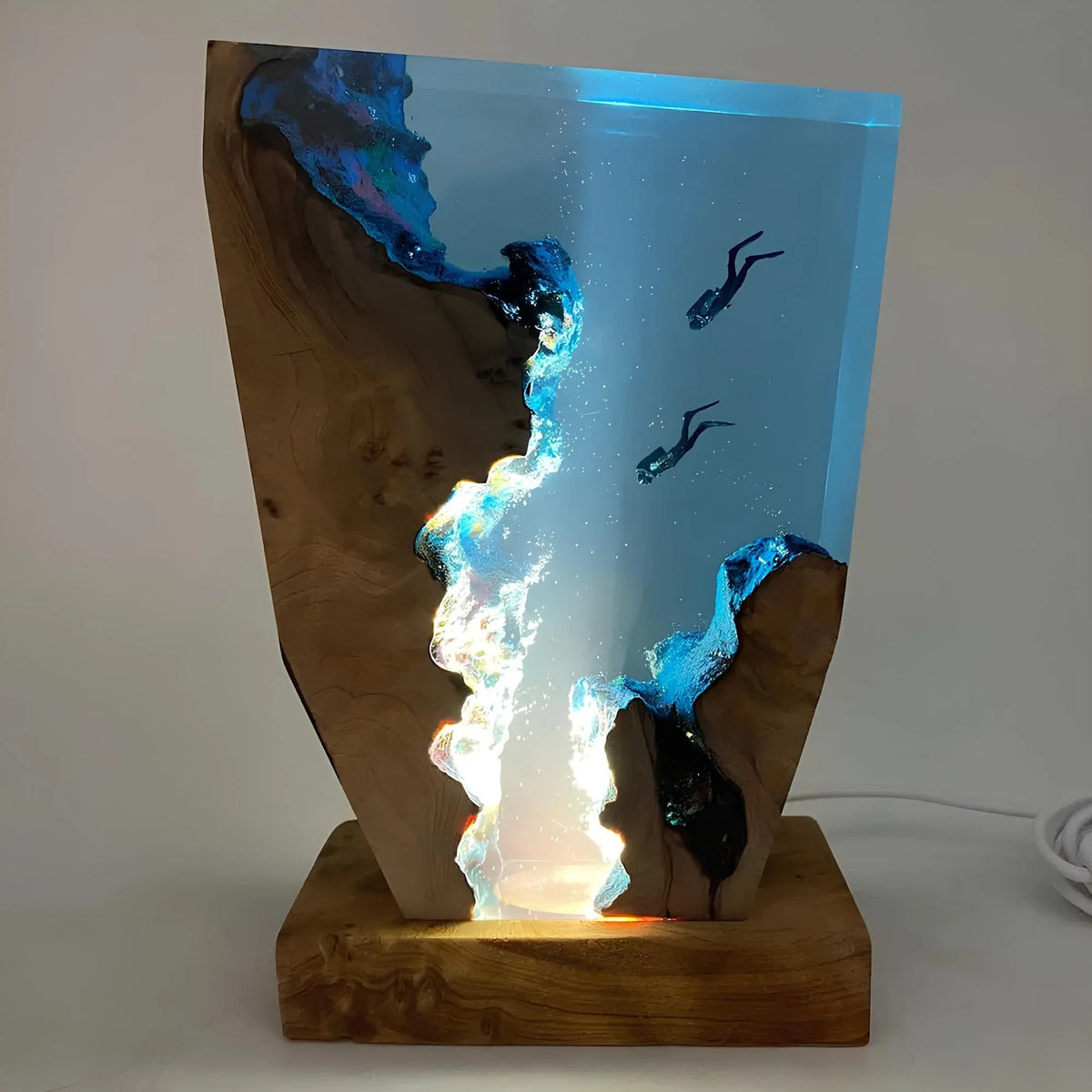 Table Lamp | Artistic Diver Underwater Design & Warm LED | 20 x 12.7 cm