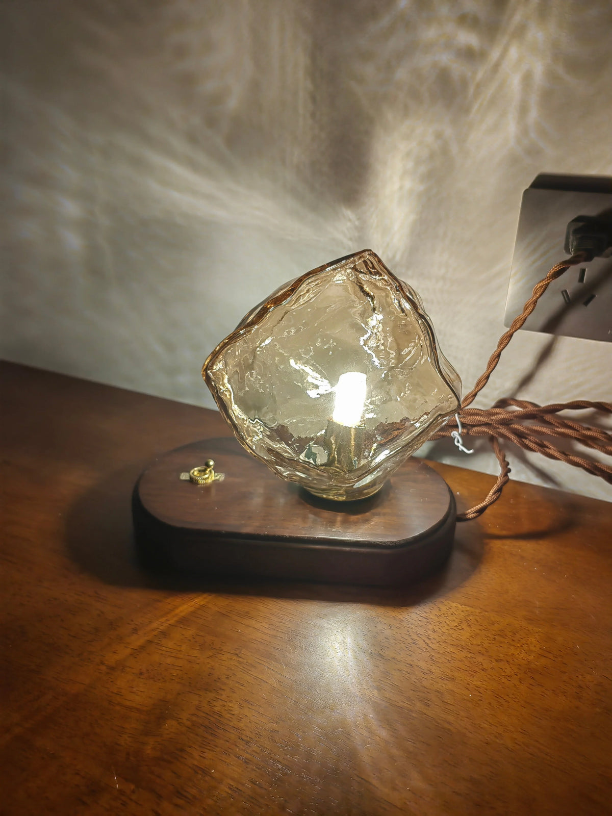 Table Lamp | Motion-Activated Warm Glow & Rechargeable