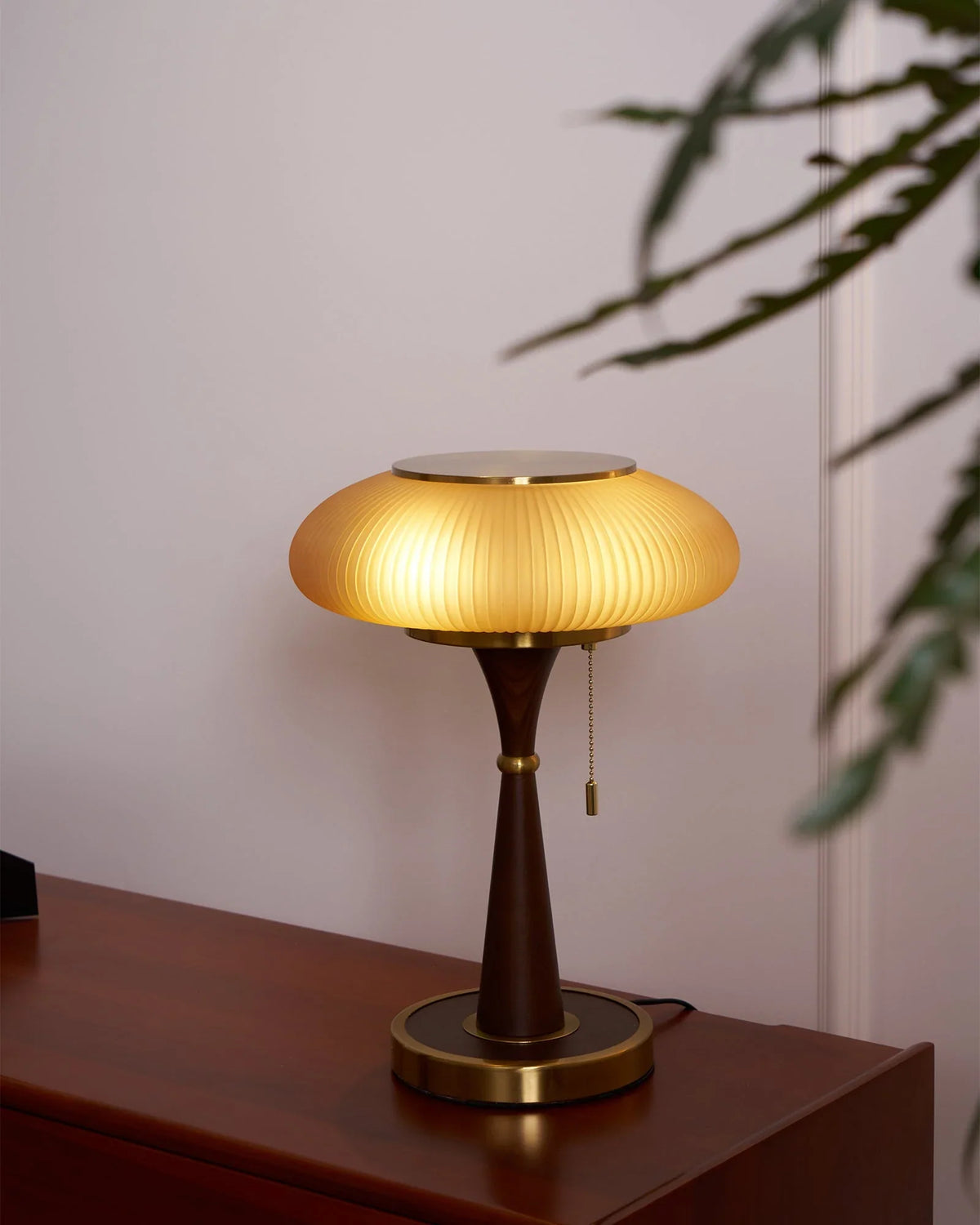 Table Lamp | Mushroom Glass Shade & Warm Diffused Light