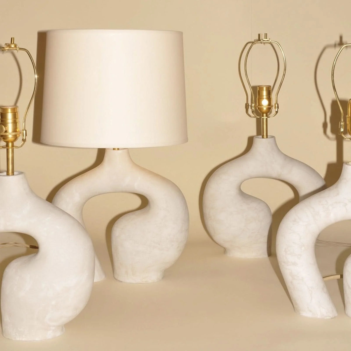 Table Lamp | Resin Art & Minimalist Design | E27 Socket
