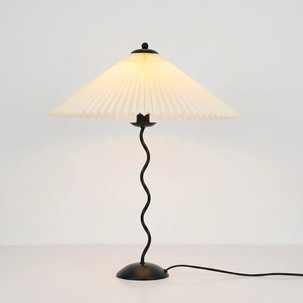 Table Lamp | Wavy Metal Base & Wide Pleated Shade