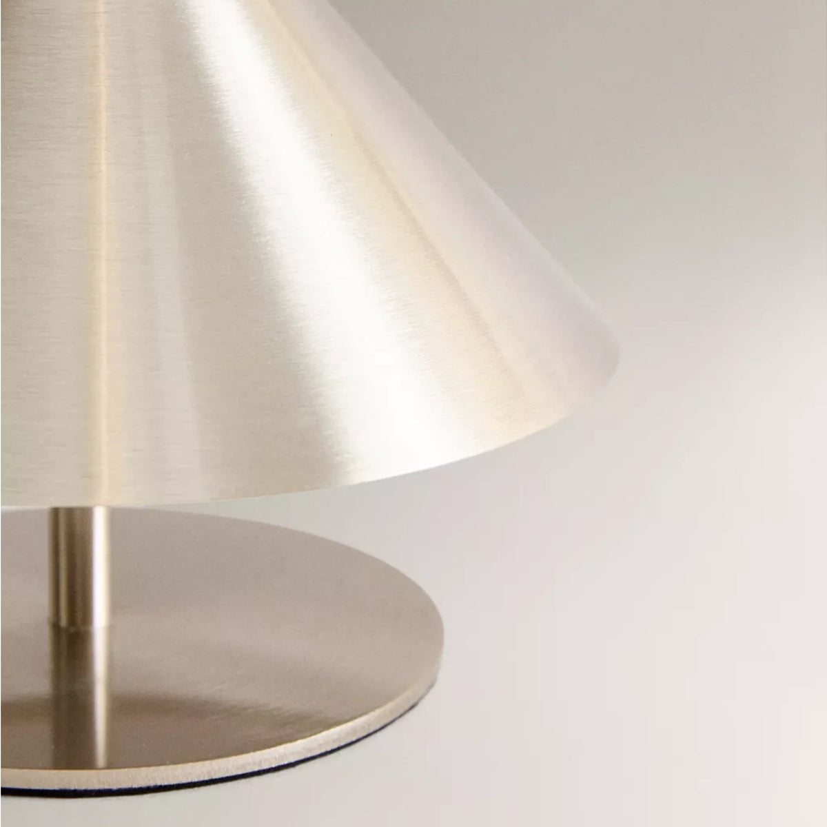 Table Lamp | Wide Cone Shade & Touch Dimming