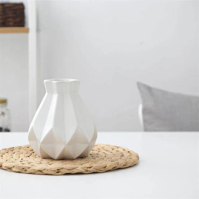 Table Vase | Porcelain & Ceramic Diamond Texture | Small