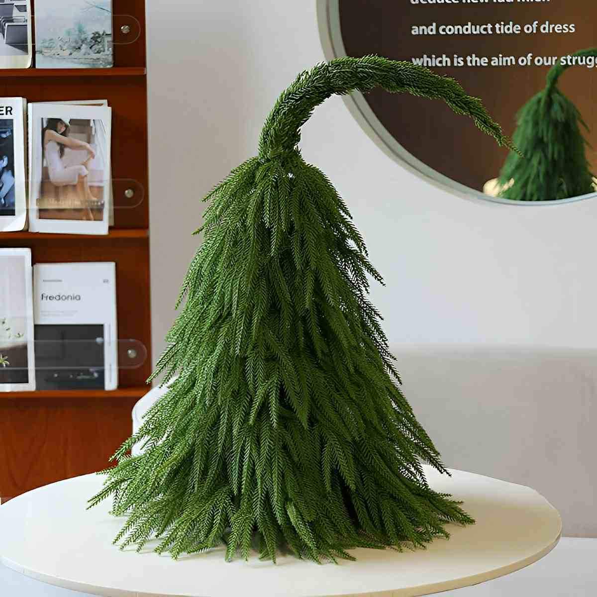 Tabletop Christmas Tree | Realistic PE & Compact | 30/45/60 cm