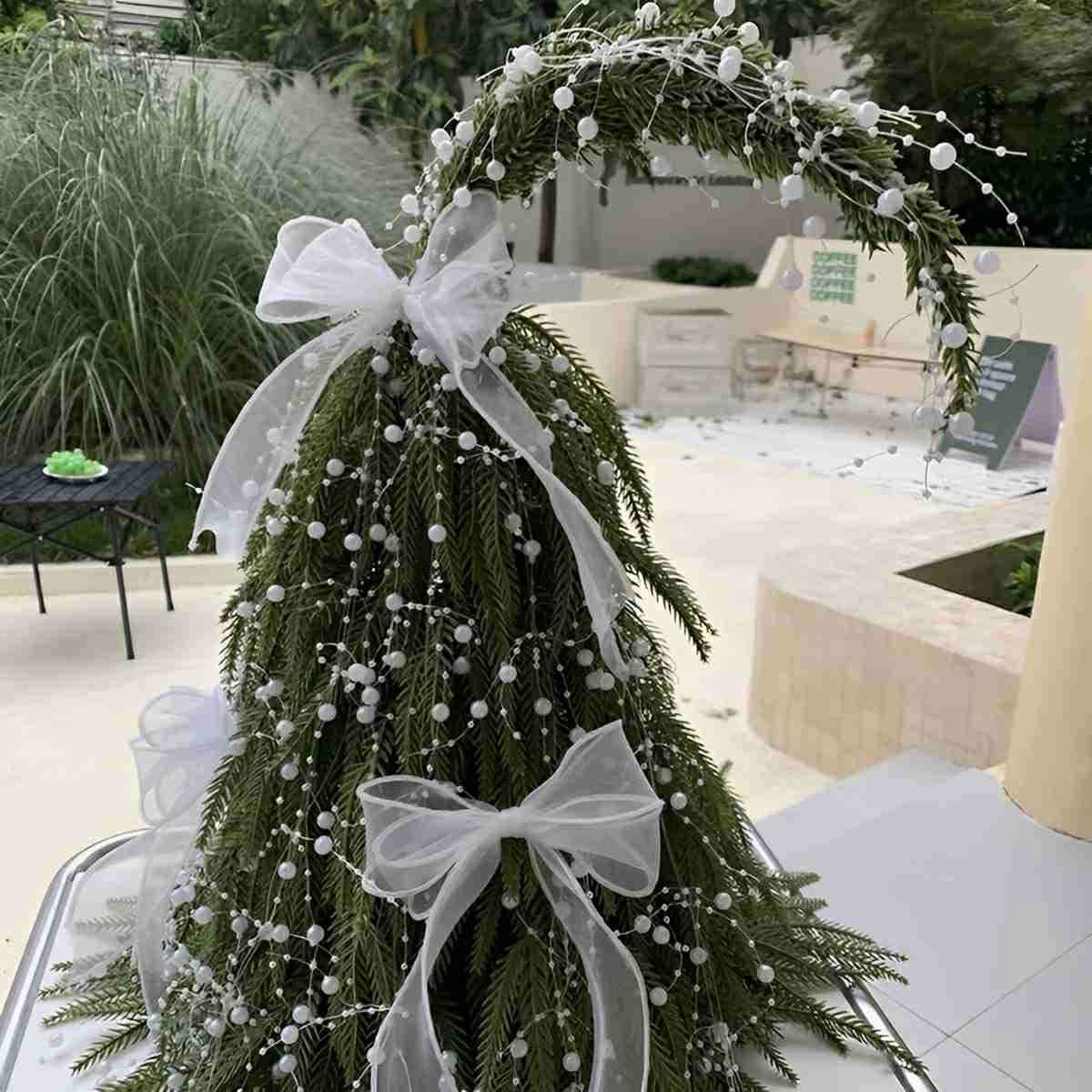 Tabletop Christmas Tree | Realistic PE & Compact | 30/45/60 cm