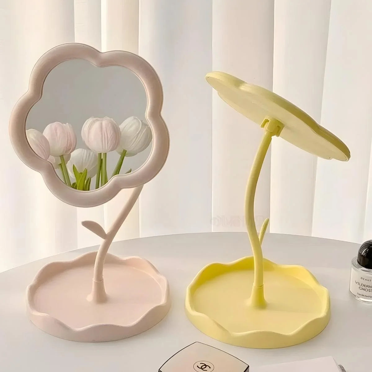 Tabletop Vanity Mirror | Flower Frame & Scalloped Jewellery Tray