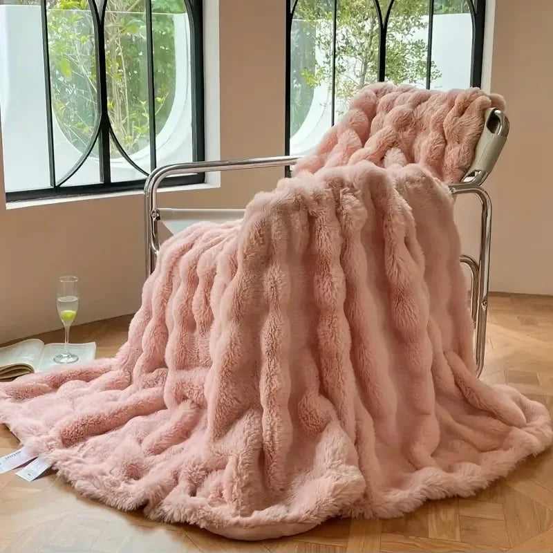 Throw Blanket | Reversible Bubble-Textured Faux Fur
