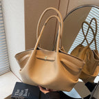 Tote Bag | Grained Leather & Spacious Interior