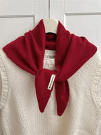 Triangular Scarf | Soft Wool-Blend & Versatile | 110 x 38 cm