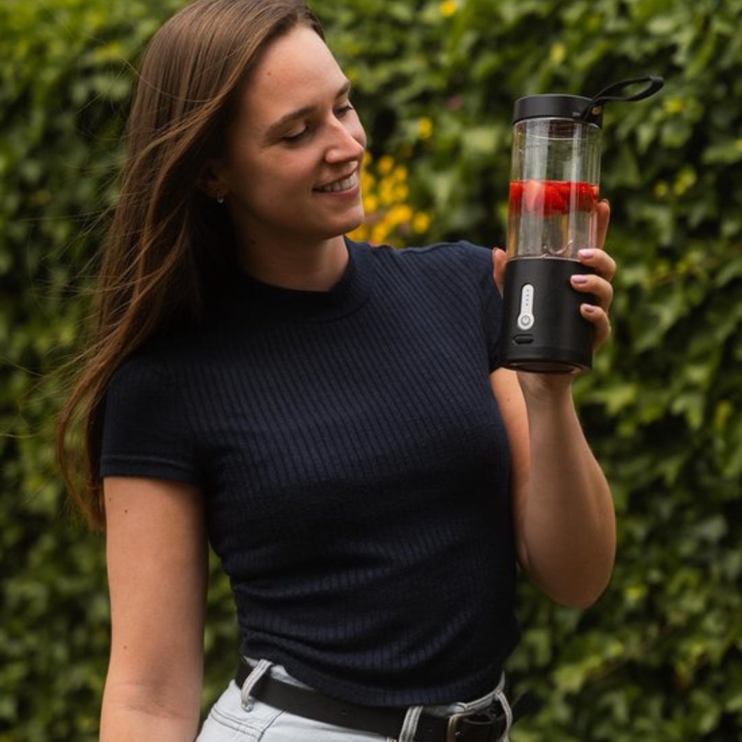 Portable Smoothie Maker | Stainless Steel Blades & USB Rechargeable | 530 ml