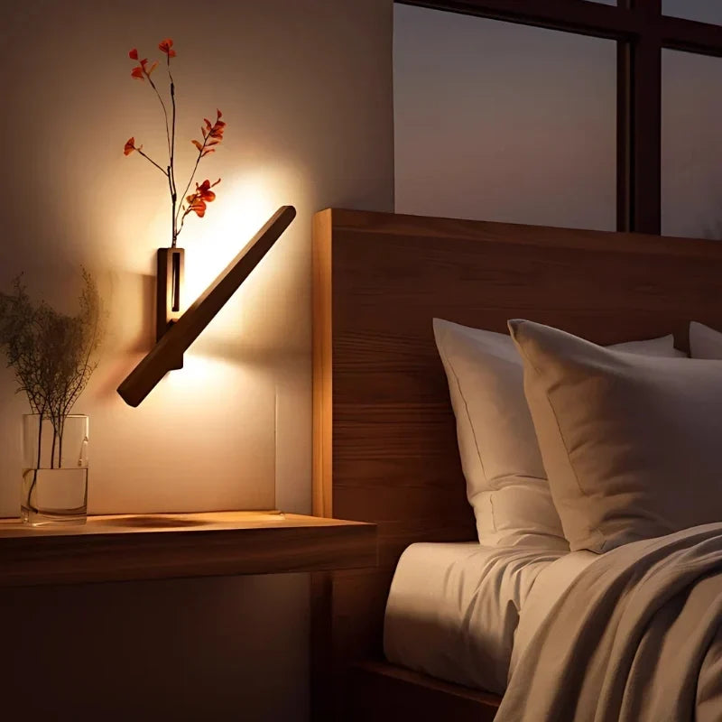 Vase Wall Light | Rechargeable & Dimmable | 360° Rotatable Head & Built-In Vase