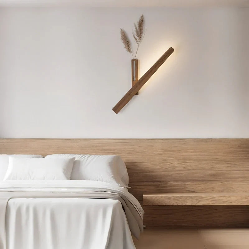 Vase Wall Light | Rechargeable & Dimmable | 360° Rotatable Head & Built-In Vase
