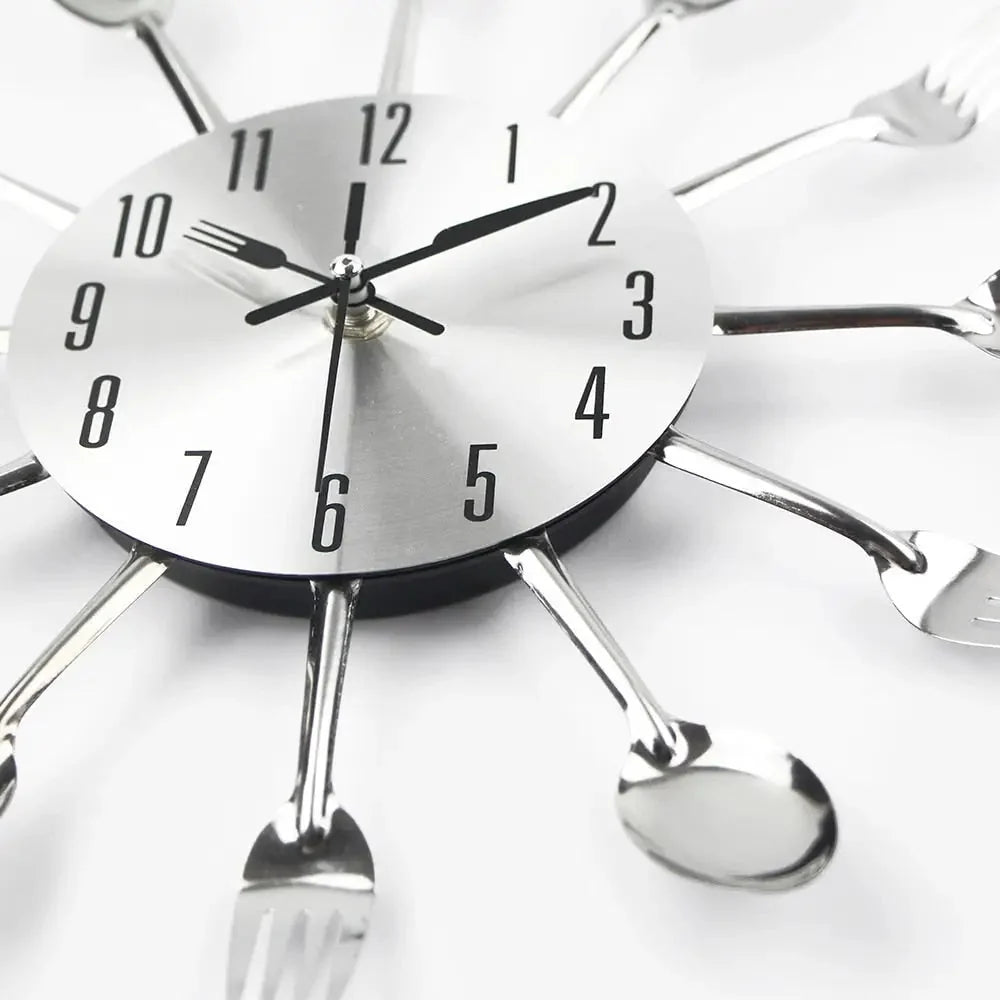 Wall Clock | Silent Quartz Metal | 30 cm Diameter