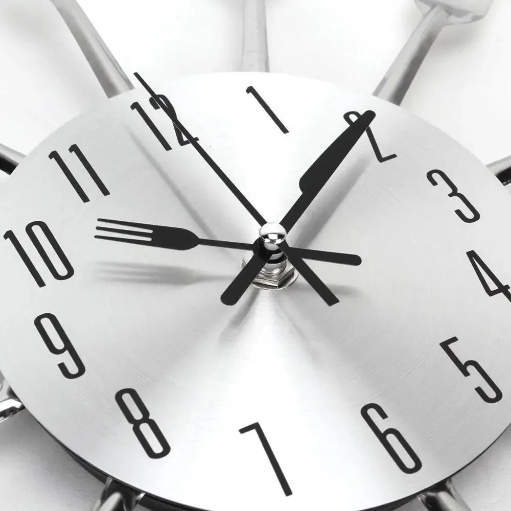 Wall Clock | Silent Quartz Metal | 30 cm Diameter