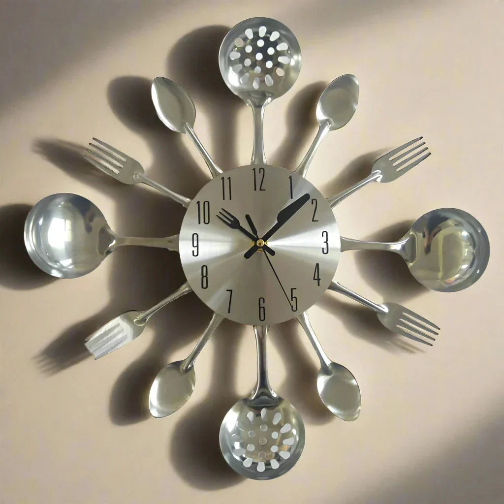 Wall Clock | Bold Round Frame | Silent Quartz Movement