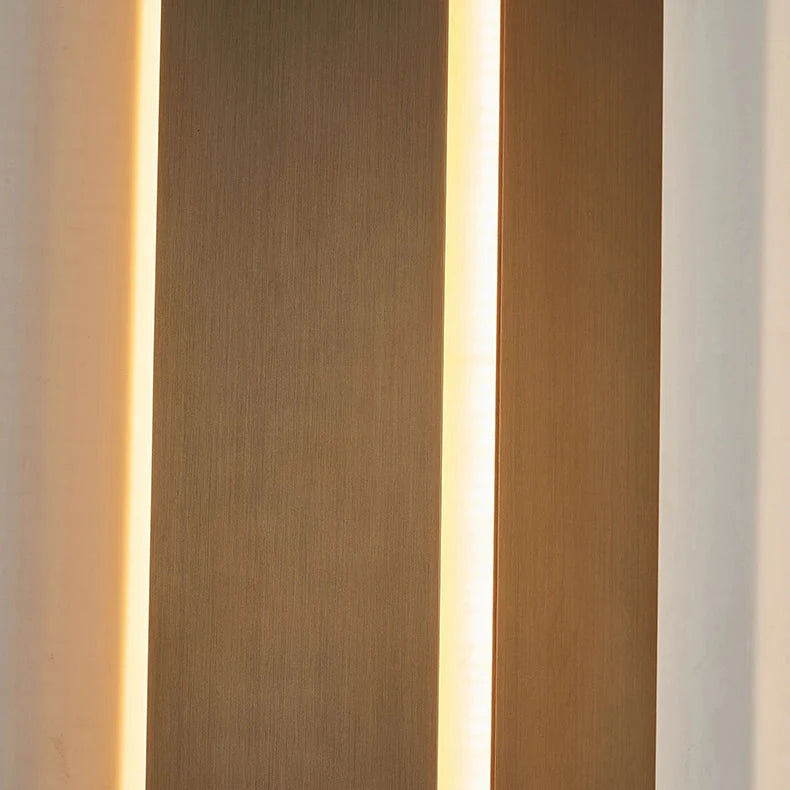 Wall Lamp | Integrated LED & Copper-Finish Stainless Steel | 60 cm