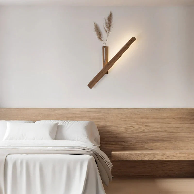 Wall Light | Built-In Vase & 360° Rotatable