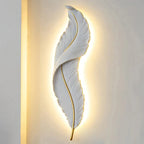Wall Light | Feather-Inspired & Energy-Efficient LED | 30 cm