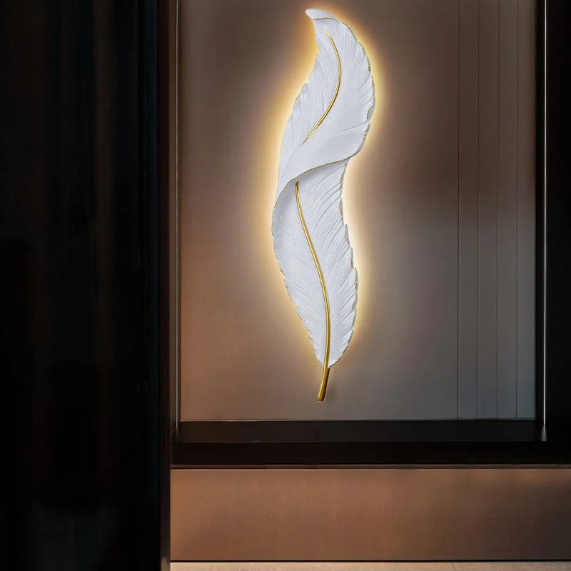 Wall Light | Feather-Inspired & Energy-Efficient LED | 30 cm