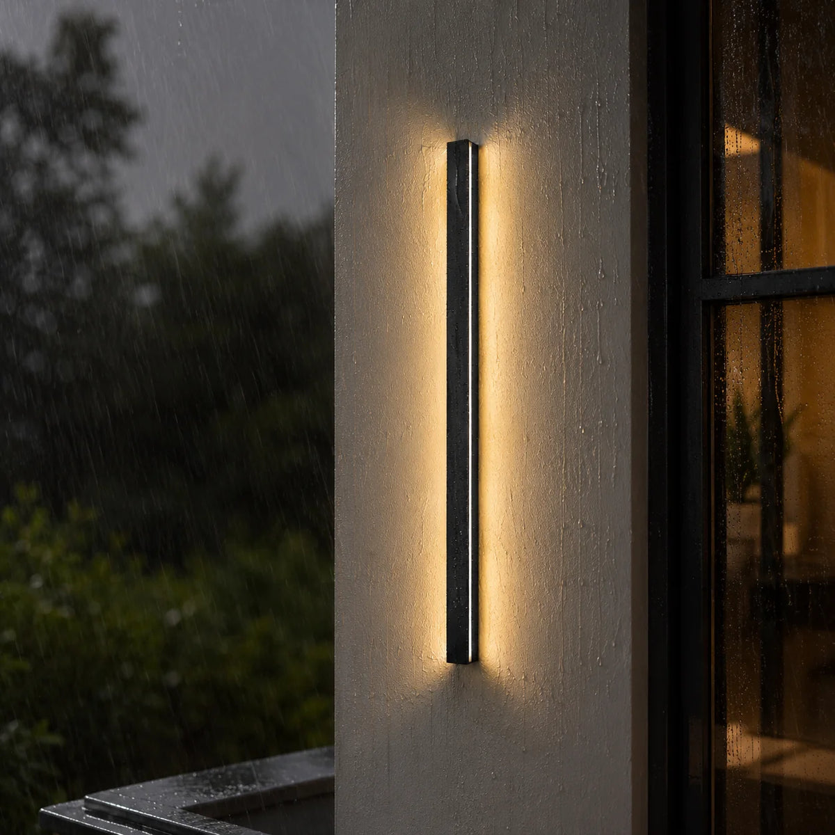Wall Light | Integrated LED & IP65 Weatherproof