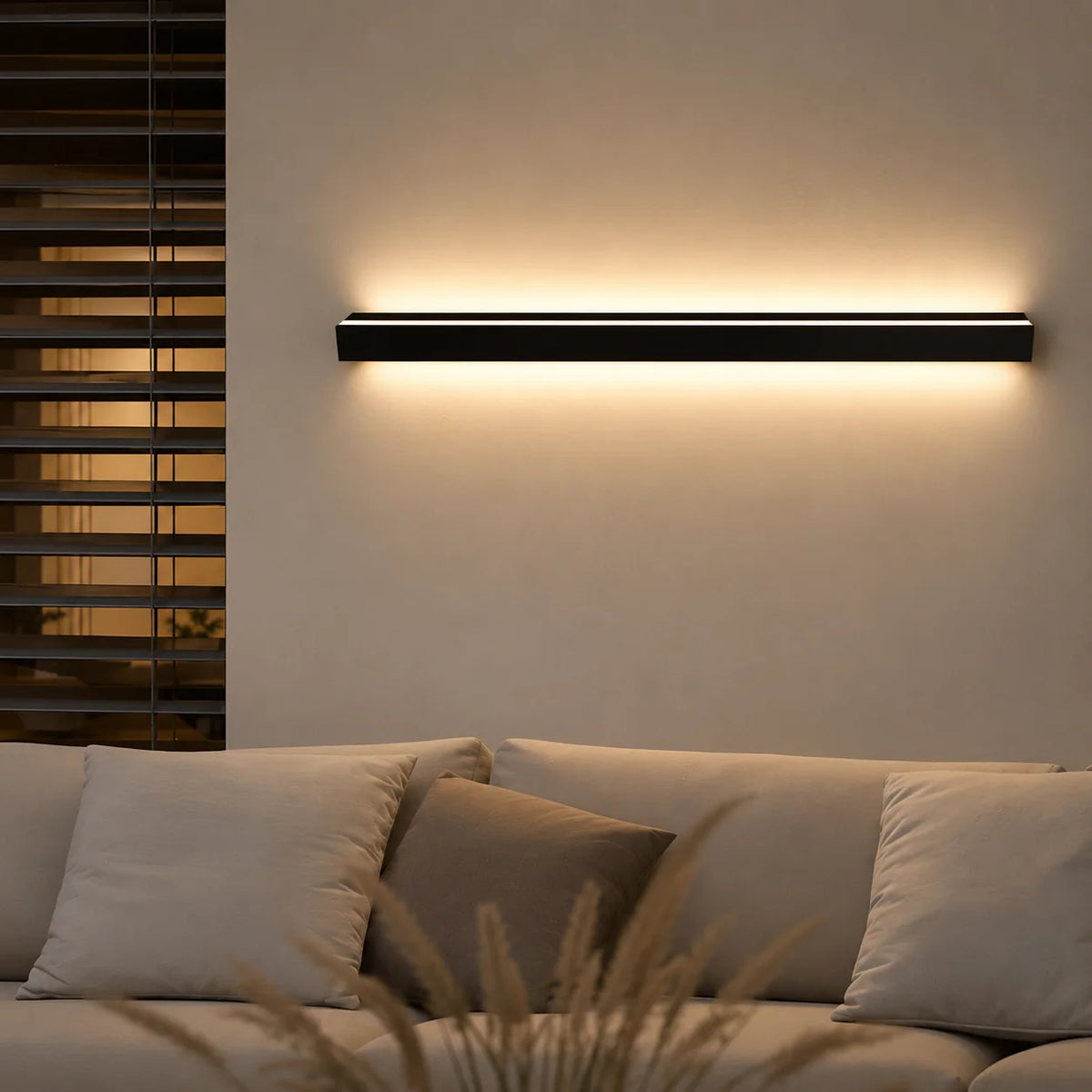 Wall Light | Integrated LED & IP65 Weatherproof