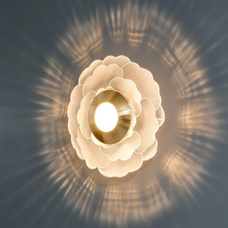 Wall Light | Scandinavian Layered Petal Design & Warm Glow | 20 x 20 x 10 cm