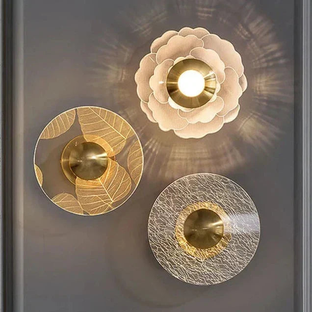 Wall Light | Scandinavian Layered Petal Design & Warm Glow | 20 x 20 x 10 cm