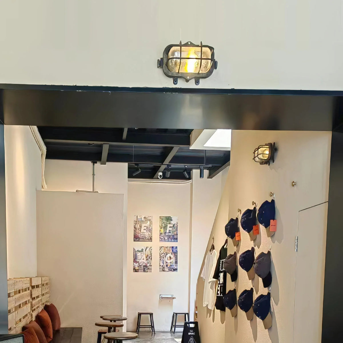 Wall Sconce | Die-Cast Aluminum & Glass Shade | Moisture-Resistant