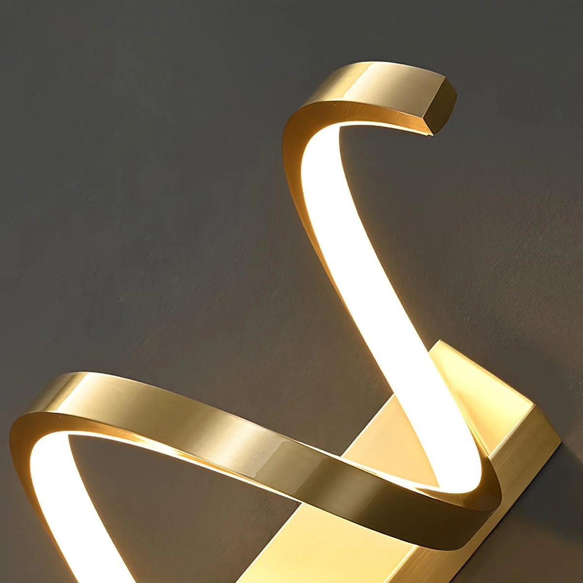 Wall Sconce | Integrated LED & Spiral Design | Brass