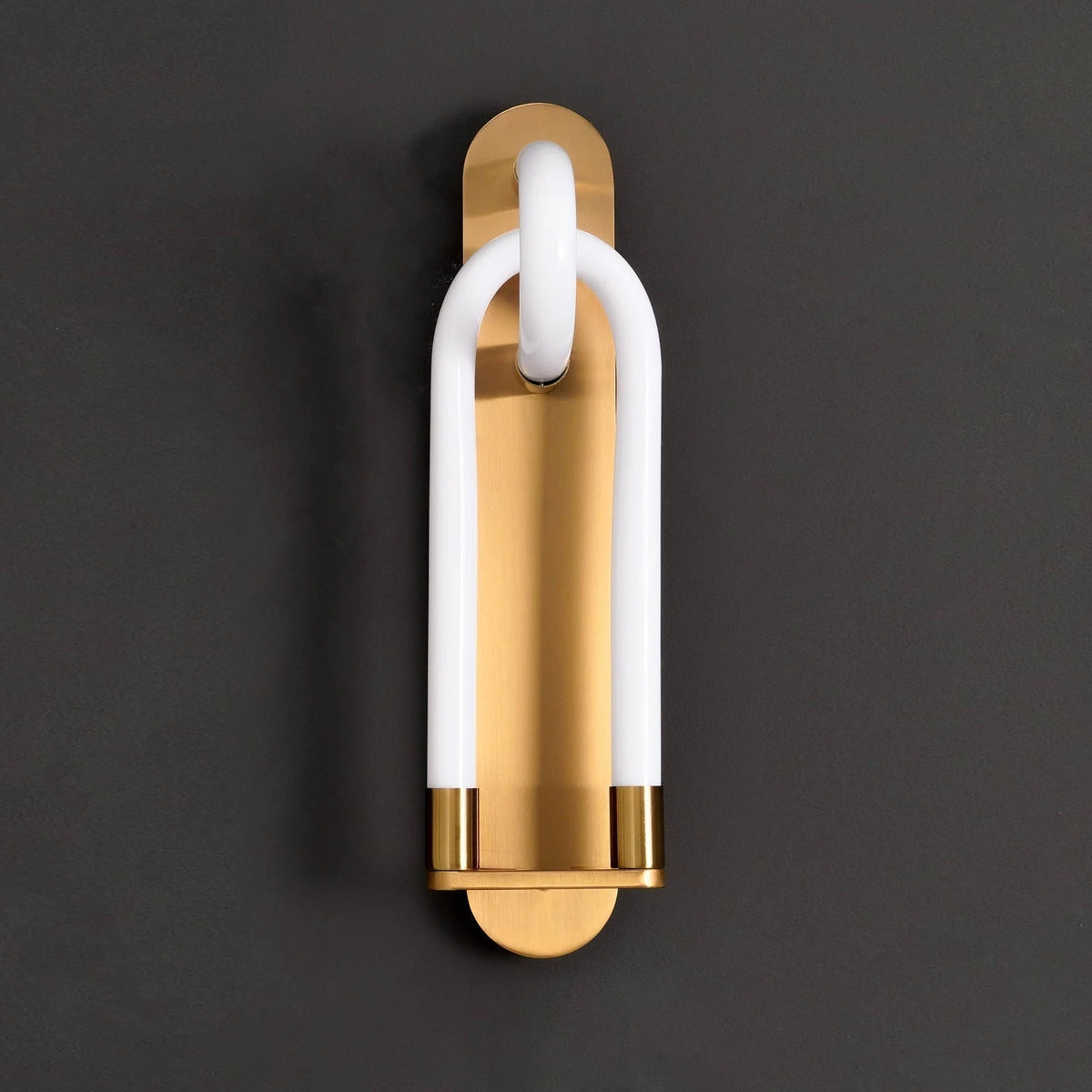 Wall Sconce | Interlocking Fingers Design & Integrated LED