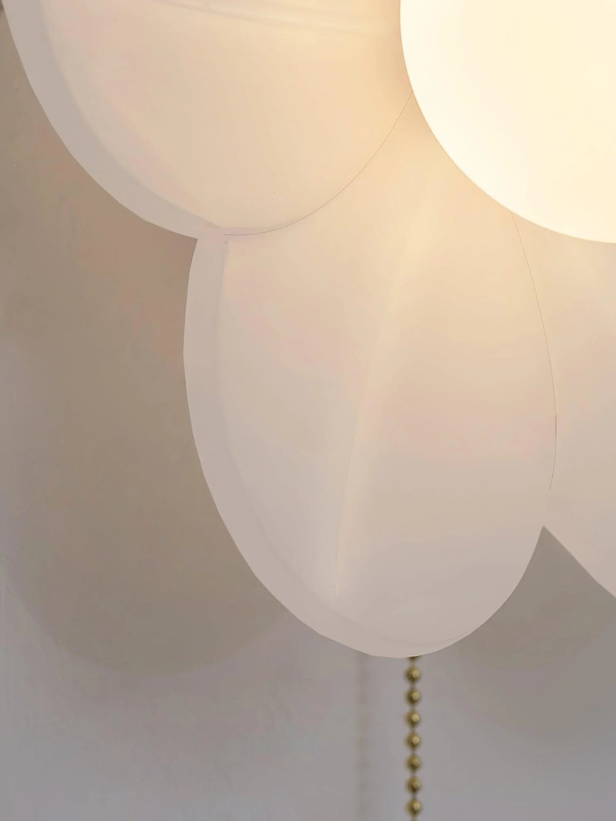 Wall Sconce | Resin Flower Design | 24 cm Diameter