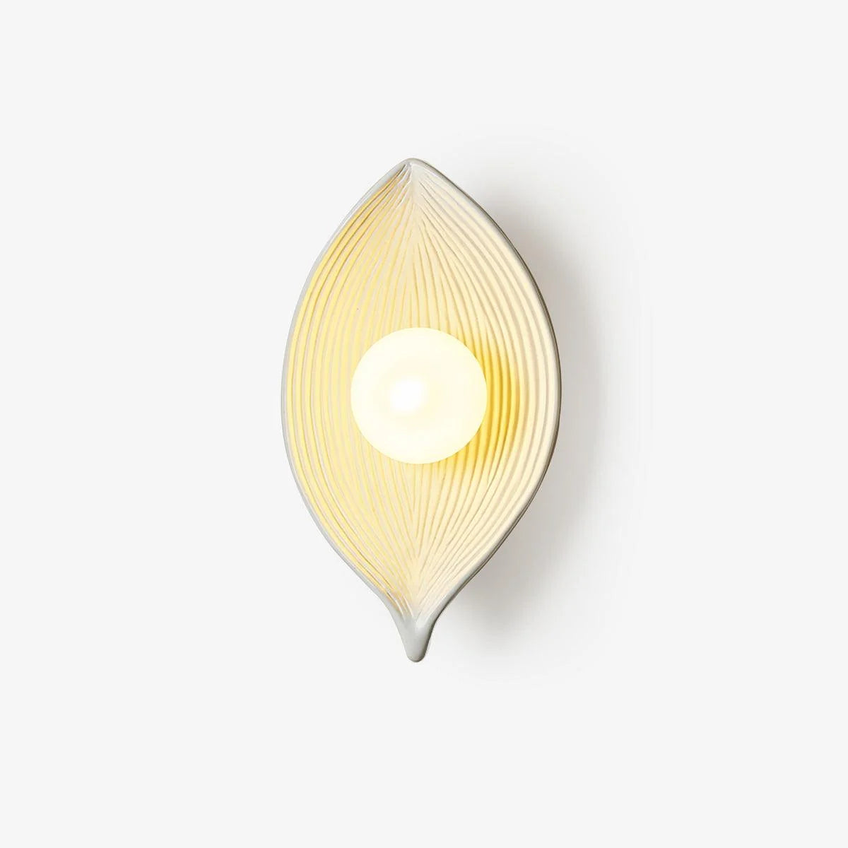 Wall Sconce | Resin Leaf Canoe Design | Ø16 x H30 cm