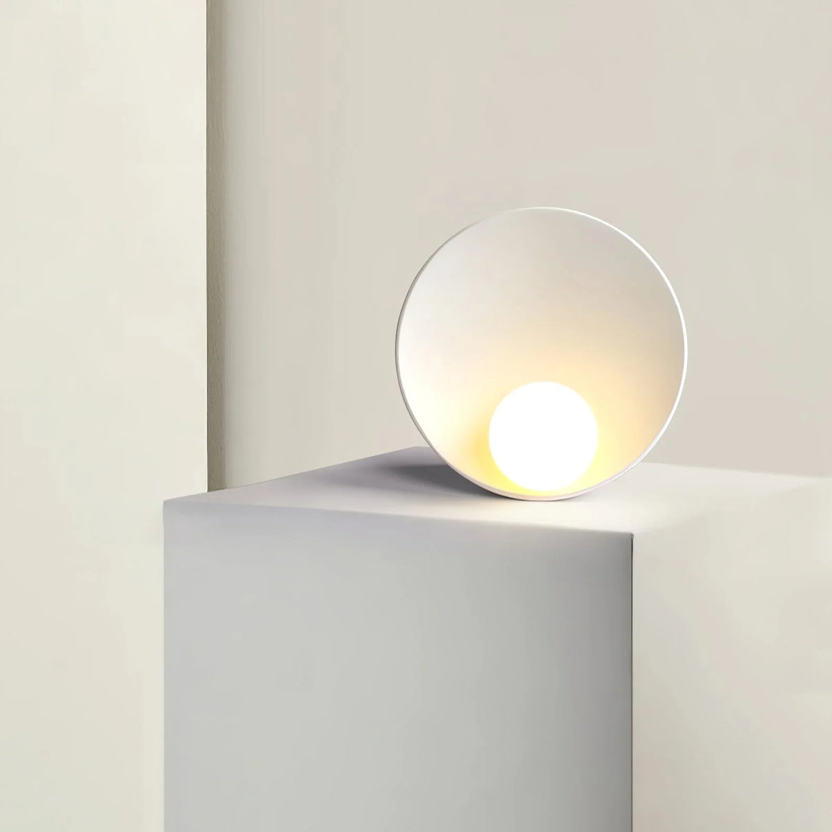 Wall Sconce | Seashell Resin & Glass | Ø 22–23 cm