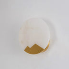Wandleuchte | Poliertes Messing & Alabaster-Schirm | 20 cm Durchmesser