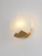 Wandleuchte | Poliertes Messing & Alabaster-Schirm | 20 cm Durchmesser