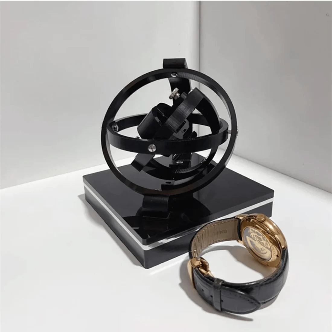Watch Winder | Silent Mechanism & Wooden Case