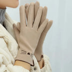 Winter Gloves | Touchscreen Fingertips & Embroidered Cat Detail