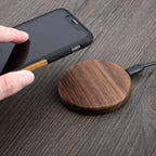 Wireless Charger | Bamboo Design & Fast Charging